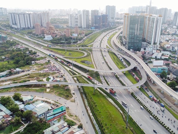 Giải quyết khó khăn, vướng mắc, đảm bảo tiến độ, chất lượng các dự án trọng điểm ngành giao thông vận tải