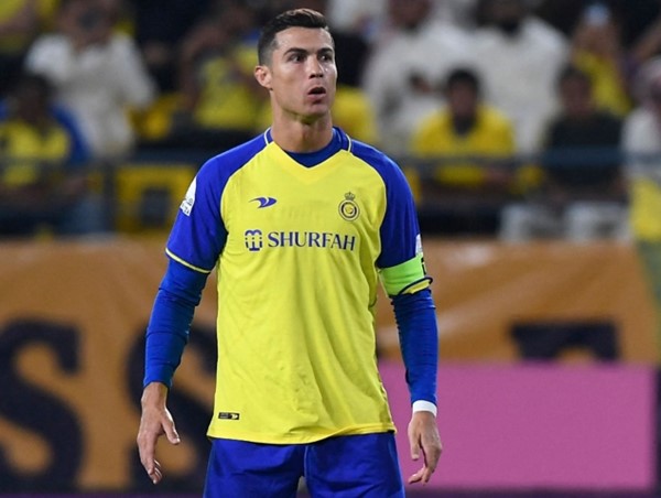 Ronaldo “tịt ngòi”, Al Nassr vẫn lội ngược dòng ngoạn mục đầy ngoạn mục