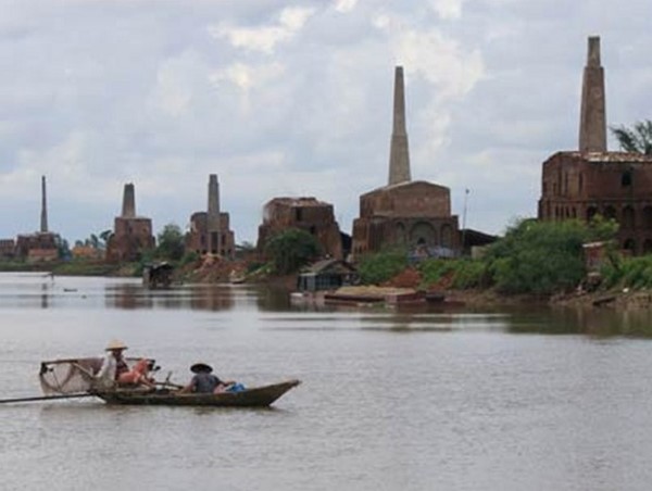 Tạm giữ hình sự người mẹ dìm chết 2 con