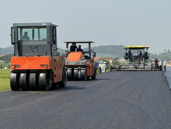 Bộ GTVT chấp thuận sửa chữa QL 7 và QL45