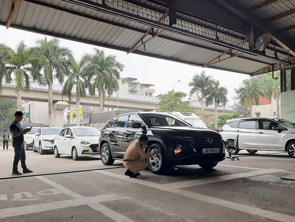 Ghi nhận những chuyển biến tích cực tại Trung tâm đăng kiểm 3301S