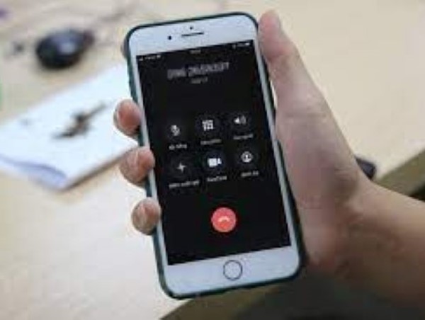 Thêm 2 cá nhân bị xử phạt vì hành vi chuyển cuộc gọi đến đường dây nóng của Bộ Công an sai quy định