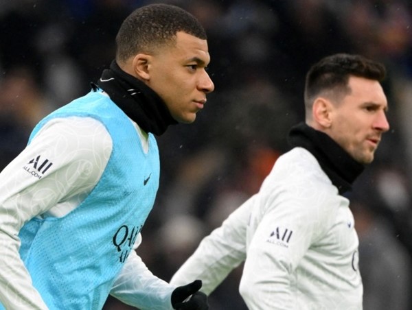 Chủ tịch PSG muốn gia hạn với Messi, Mbappe và Ramos