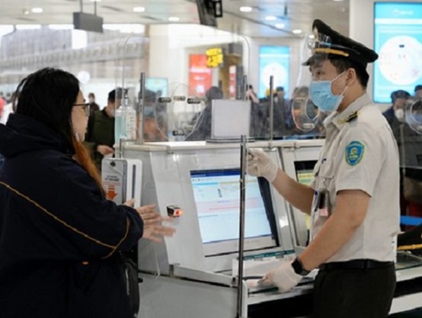 Sân bay Vân Đồn tiếp tục thí điểm xác thực sinh trắc học đối với hành khách đi máy bay