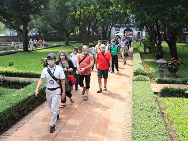 Hà Nội đón hơn 2 triệu lượt khách trong tháng 3/2023