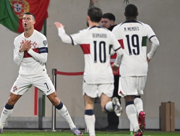 Ronaldo lập cú đúp trong chiến thắng giòn giã của Bồ Đào Nha tại Luxembourg