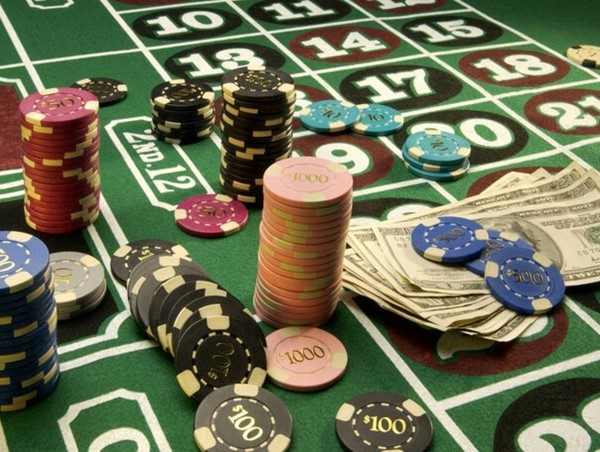 Khởi tố vụ án các golfer đánh bạc tại Vĩnh Phúc