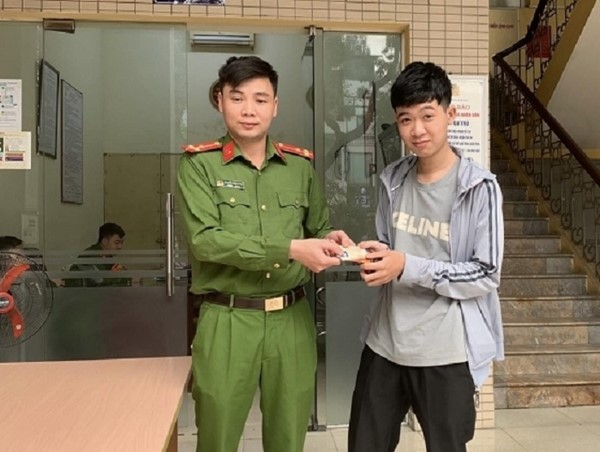 Nam thanh niên lấy xe của bạn cùng trọ mang đi cắm