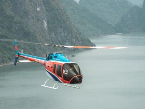 Vụ máy bay trực thăng rơi trên Vịnh Hạ Long: Thủ tướng chỉ đạo khẩn trương tìm kiếm cứu nạn nhanh nhất, hiệu quả nhất