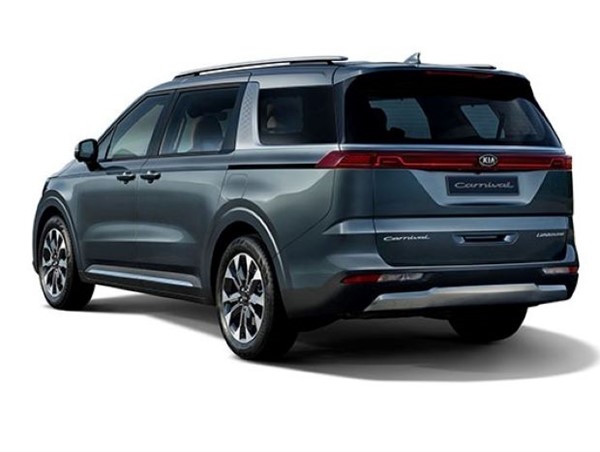 Kia triệu hồi hơn 50.000 chiếc Minivan Carnival do lỗi cửa trượt