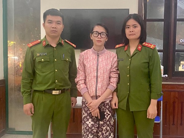 Công an quận Tây Hồ vận động thành công đối tượng truy nã đầu thú