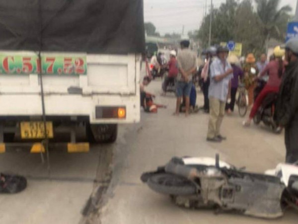 Tai nạn giao thông mới nhất hôm nay (14/4/2023): Hai xe máy đối đầu trên Quốc lộ 9, 3 người thương vong