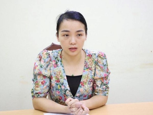 Khởi tố nữ nhân viên văn phòng giật tiền của nhân viên cây xăng