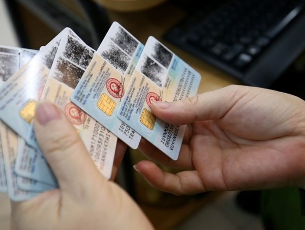 Căn cước công dân bị sai thông tin, người dân phải làm thủ tục gì?