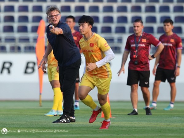 Đội tuyển U22 Việt Nam chia tay 7 cầu thủ