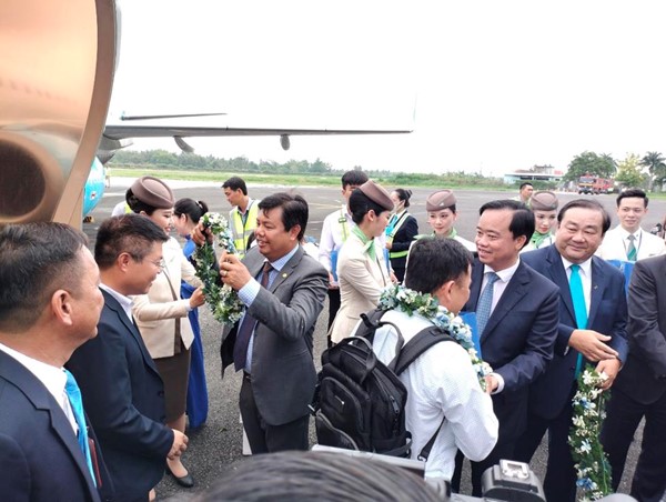 Lần đầu tiên có chuyến bay thẳng Hà Nội - Cà Mau