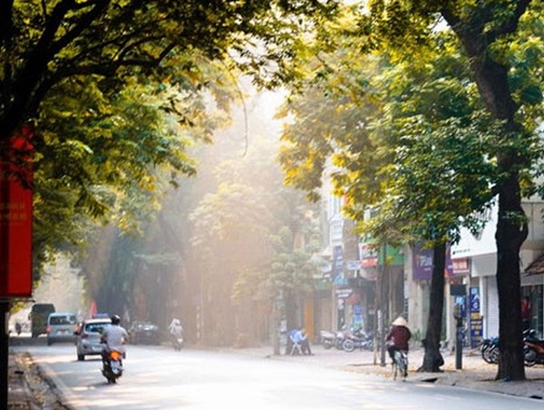 Thời tiết ngày 30/4: Hà Nội hửng nắng, thuận lợi cho người dân đi du lịch