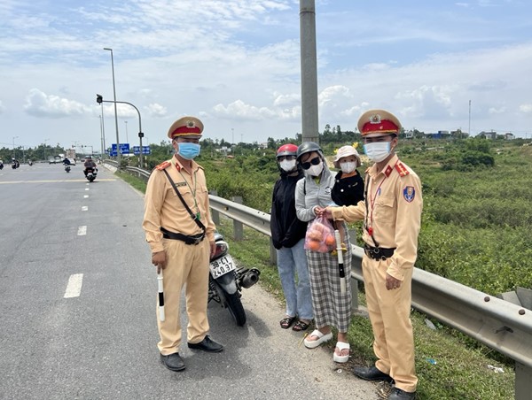 Ngày 30/4, cả nước xảy ra 28 vụ tai nạn giao thông, làm chết 10 người