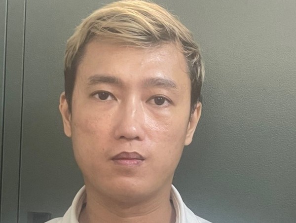 Đề nghị truy tố tài xế drift ô tô trước Nhà hát Lớn