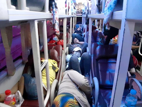 Sang nhượng hành khách dọc đường khi khách không đồng ý có bị xử phạt không?