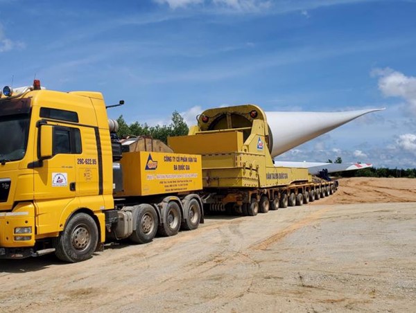 Không từ chối tiếp nhận hồ sơ xin phép chở hàng siêu trường, siêu trọng