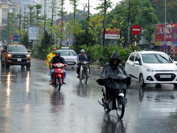 Thời tiết ngày 12/5: Không khí lạnh tràn về, miền Bắc tiếp tục mưa diện rộng