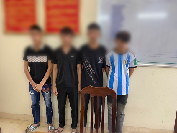 Xử lý 4 trường hợp “bốc đầu” xe máy qua tin báo trên facebook