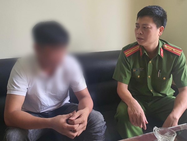 Công an phường thuyết phục nam thanh niên từ bỏ ý định tự tử 