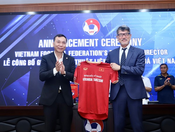 Tân Giám đốc kỹ thuật VFF: "Tuyển Việt Nam sẽ dự World Cup 2026 hoặc 2030"