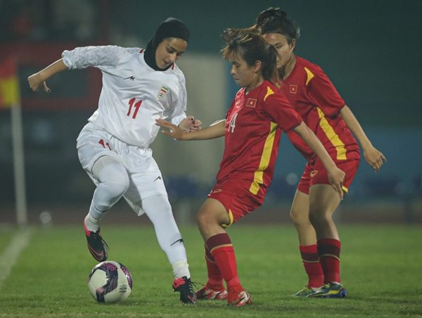 Đội tuyển nữ Việt Nam giành chiến thắng đầu tiên tại vòng loại 2 U20 nữ châu Á 2024