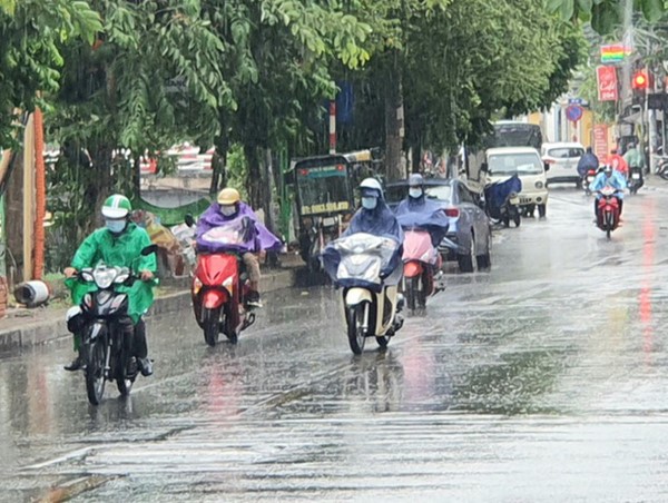 Thời tiết ngày 7/6: Mưa dông tiếp tục xuất hiện cả 3 miền