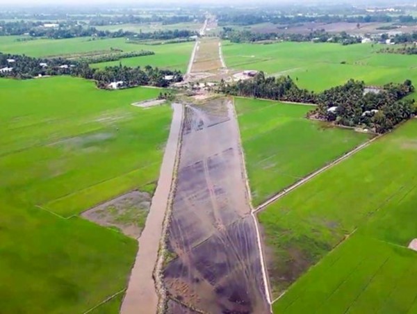 Đẩy nhanh tiến độ cao tốc Bắc - Nam đoạn Cần Thơ - Cà Mau