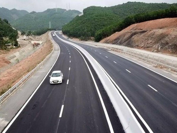 Đầu tư cao tốc Hòa Bình - Mộc Châu giai đoạn 1 quy mô 2 làn xe