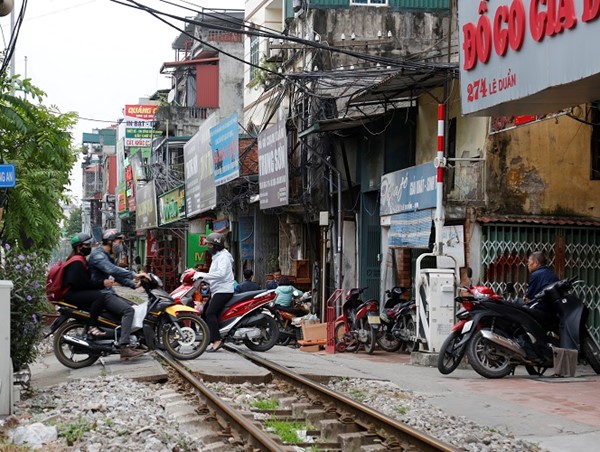 Đề xuất bố trí nguồn vốn ngân sách để nâng cấp lối đi tự mở thành đường ngang