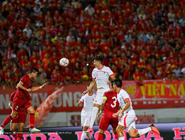 ĐT Việt Nam giành chiến thắng 1-0 trước ĐT Hồng Kông (Trung Quốc)