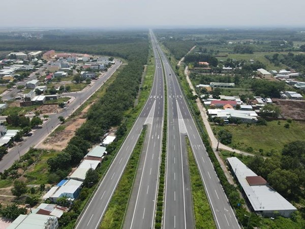 Đề xuất xây dựng đường cao tốc Dầu Giây – Tân Phú theo phương thức PPP
