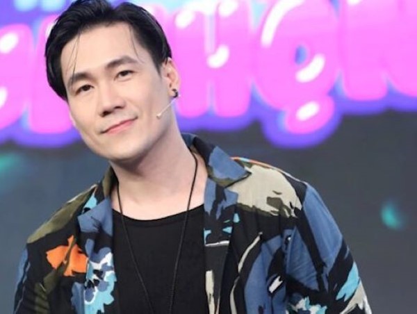 Giao dịch "chui" chứng khoán, ca sĩ Khánh Phương bị phạt 245 triệu đồng