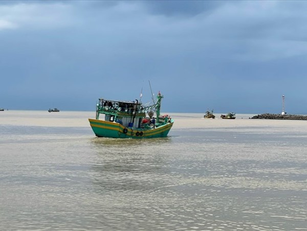 Hai thuyền viên tàu cá Kiên Giang mất tích