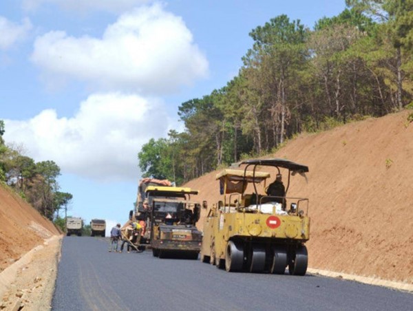 Lùi thời gian hoàn thành dự án kết nối giao thông Tây Nguyên đến cuối năm 2024