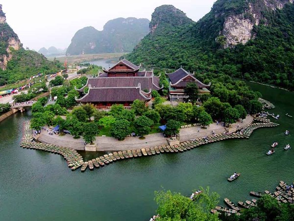 Đưa quần thể Danh thắng Tràng An trở thành khu du lịch hấp dẫn của Việt Nam và quốc tế