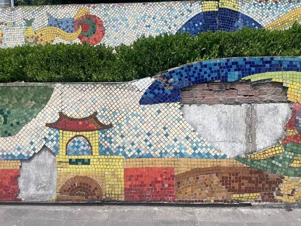 Hà Nội: Con đường gốm sứ nhiều điểm xuống cấp nghiêm trọng