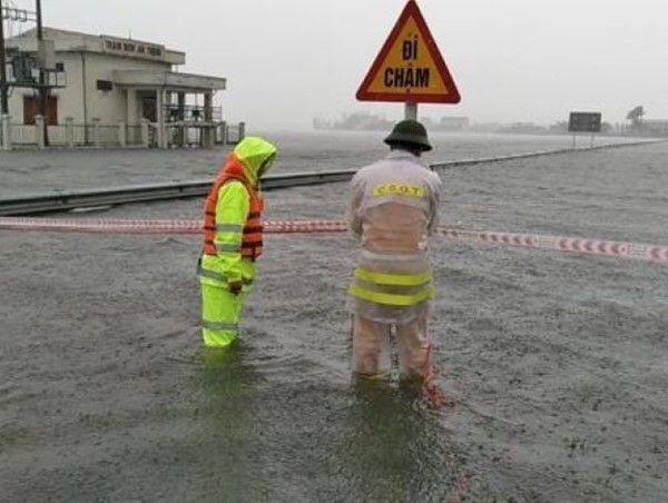 Lực lượng Công an nhân dân chủ động ứng phó với diễn biến bão số 1