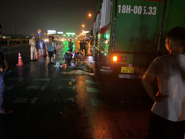 Tai nạn giao thông mới nhất hôm nay (5/8/2023): Nữ tổ trưởng tổ may tử vong trên đường đi làm về