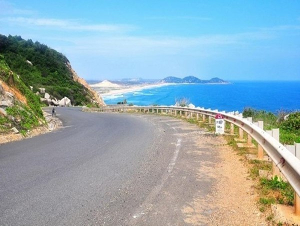 Bộ GTVT trả lời kiến nghị của cử tri về triển khai thực hiện Dự án đường ven biển miền Tây