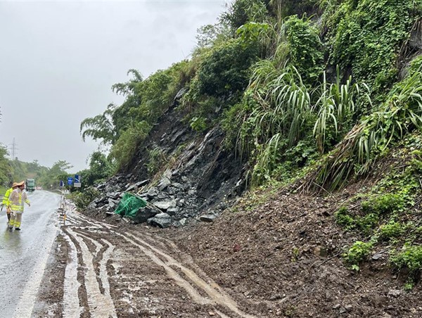 Lực lượng Công an tập trung ứng phó mưa lớn, lũ quét, sạt lở đất tại các tỉnh Tây Nguyên và miền núi phía Bắc