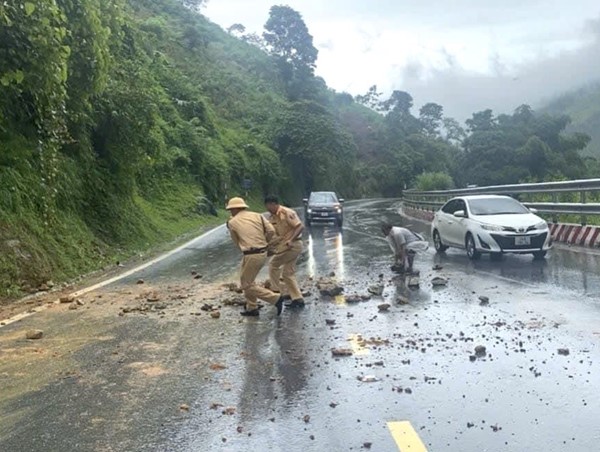 Thời tiết ngày 8/8: Vùng núi Bắc Bộ còn mưa to, Trung Bộ nắng nóng gay gắt