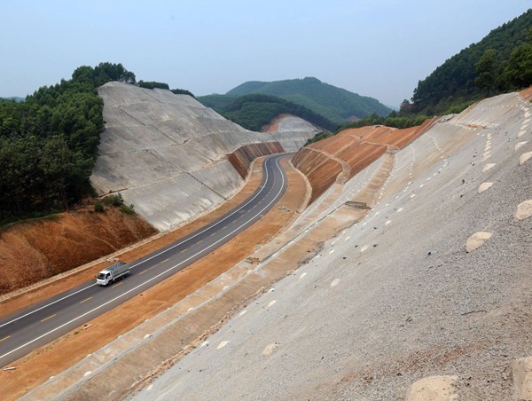 Đảm bảo chất lượng, tiến độ hoàn thành dự án cao tốc Vạn Ninh-Cam Lộ 