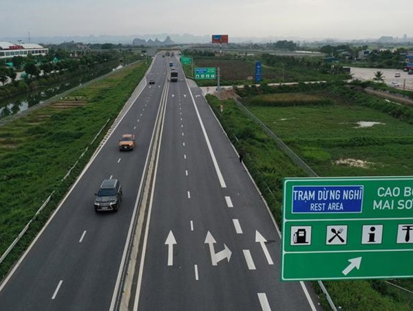 Đề nghị xem xét xầu tư mở rộng mở rộng cao tốc Cao Bồ - Mai Sơn lên 6 làn xe