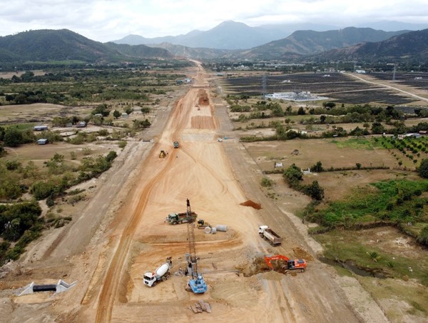 Bổ sung vốn cho dự án cao tốc Châu Đốc - Cần Thơ - Sóc Trăng