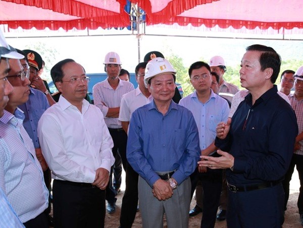 Huy động cả hệ thống chính trị đảm bảo tiến độ hoàn thành dự án cao tốc Bắc - Nam phía Đông